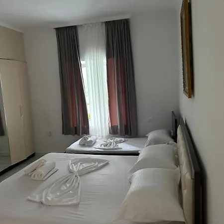 Casa de hóspedes Bujtina Lecaj *