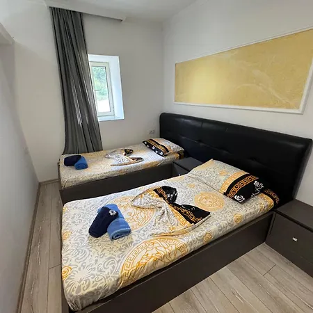 Bujtina Lecaj Maison d'hôtes Selce